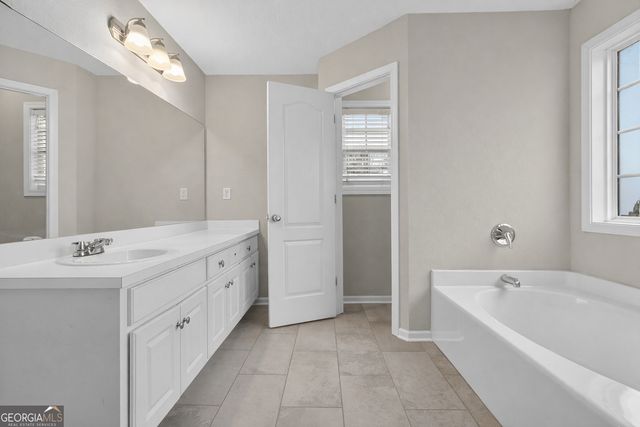 197 Ridgeland Drive, Maysville, GA 30558