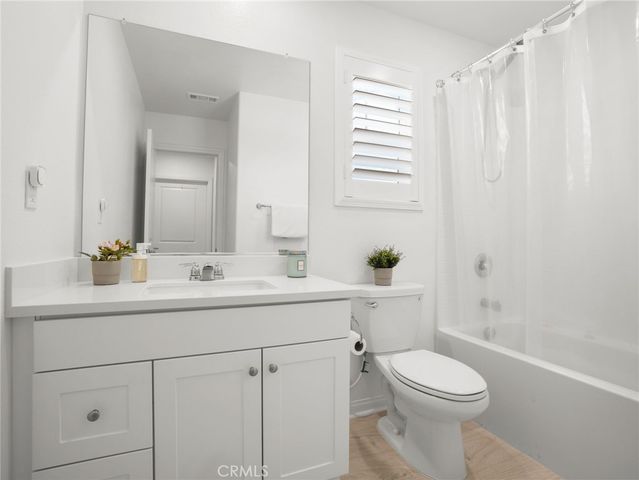 1705 Gold Medal Ln, Redlands, CA 92374