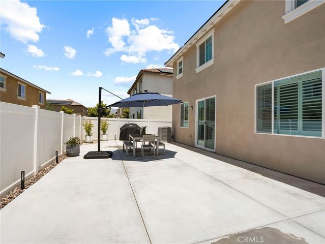 1705 Gold Medal Ln, Redlands, CA 92374