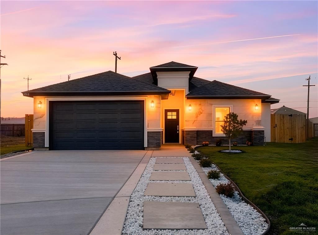 2112 N 28th Street, Hidalgo, TX 78557