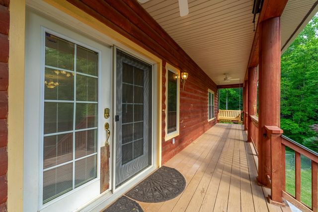 155 Mountain Laurel Road, Robbinsville, NC 28771