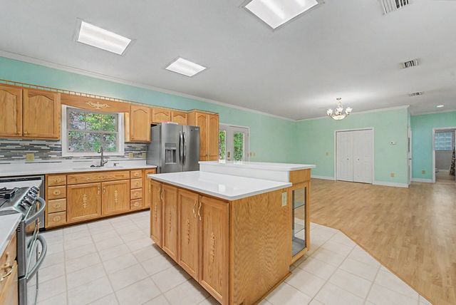 155 Mountain Laurel Road, Robbinsville, NC 28771