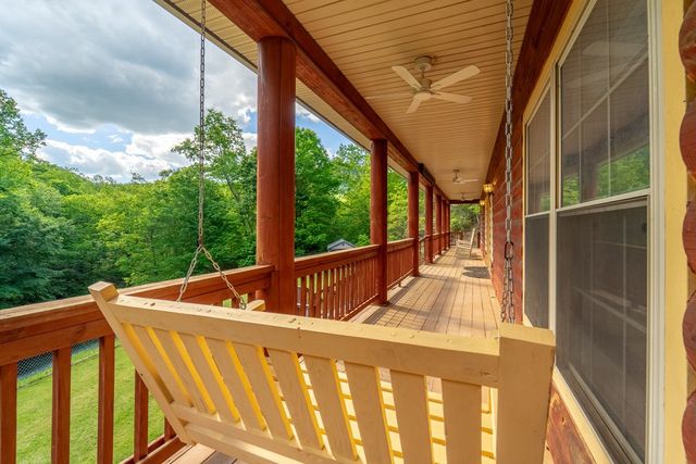 155 Mountain Laurel Road, Robbinsville, NC 28771