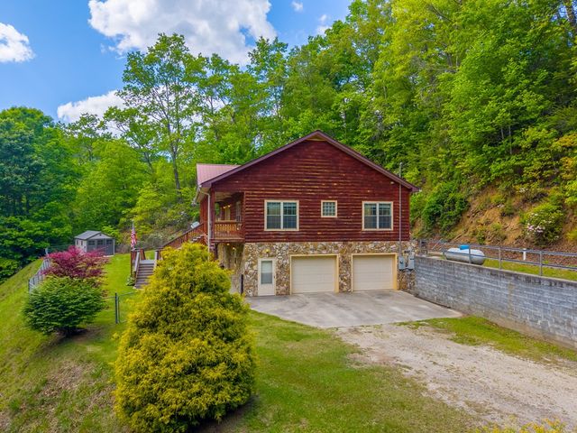 155 Mountain Laurel Road, Robbinsville, NC 28771