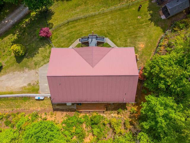 155 Mountain Laurel Road, Robbinsville, NC 28771