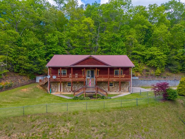 155 Mountain Laurel Road, Robbinsville, NC 28771