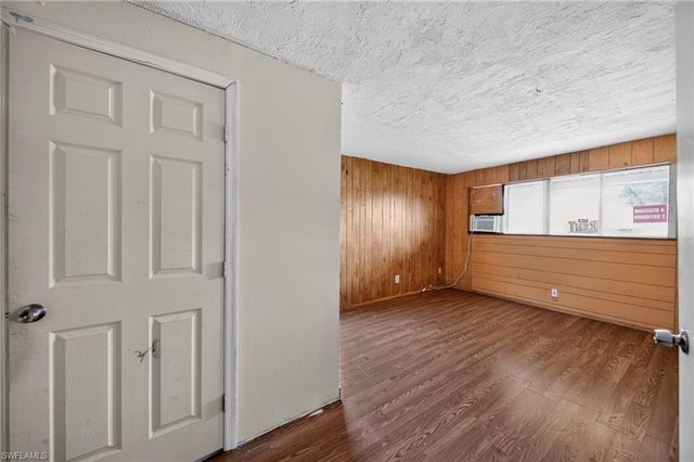 1846 Maple DR, Fort Myers, FL 33907
