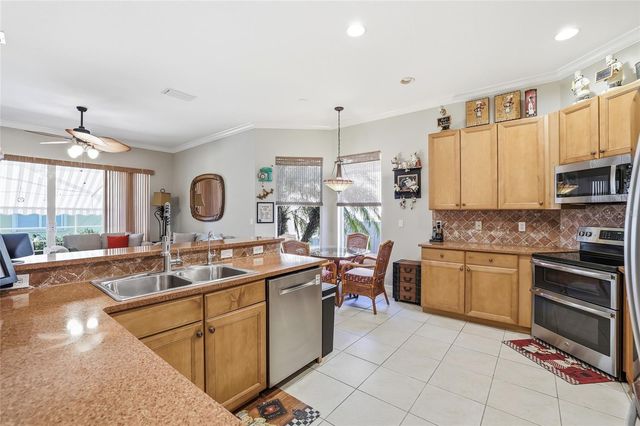 15767 CRYSTAL WATERS DRIVE, Wimauma, FL 33598