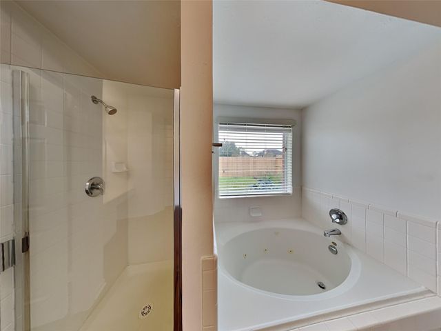 3719 Pine Lake Drive, Pearland, TX 77581