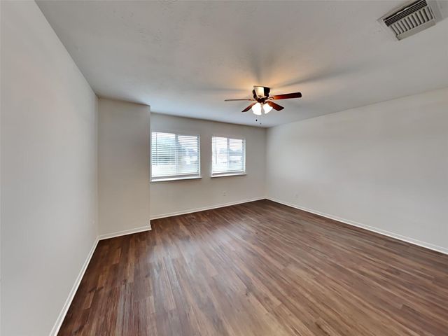 3719 Pine Lake Drive, Pearland, TX 77581