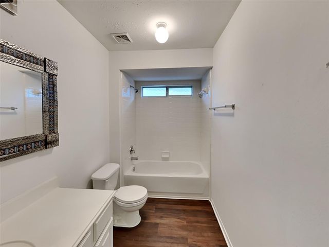 3719 Pine Lake Drive, Pearland, TX 77581