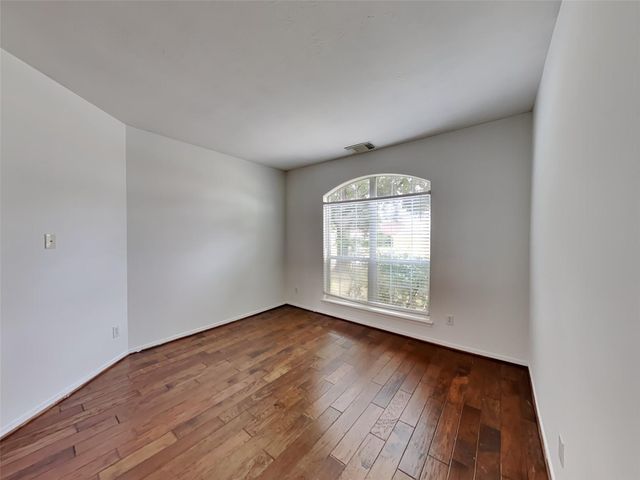 3719 Pine Lake Drive, Pearland, TX 77581