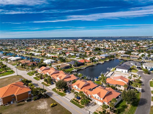 814 VIA TRIPOLI 814, Punta Gorda, FL 33950