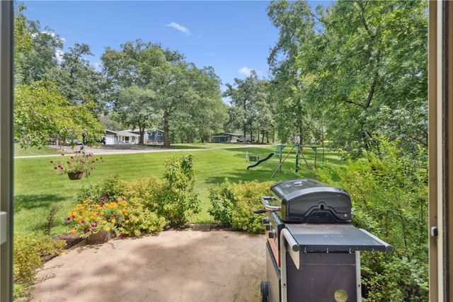 50 Shadow Lane, Lisbon, IA 52253