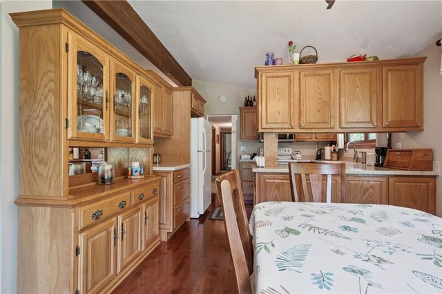 50 Shadow Lane, Lisbon, IA 52253