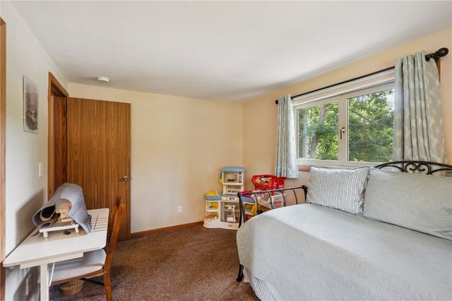 50 Shadow Lane, Lisbon, IA 52253