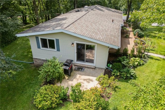 50 Shadow Lane, Lisbon, IA 52253