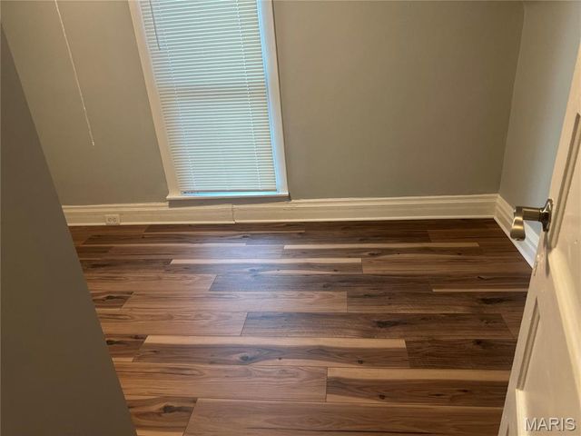 4867 Hamburg Avenue, St Louis, MO 63123