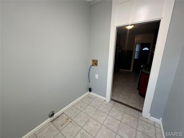 4867 Hamburg Avenue, St Louis, MO 63123