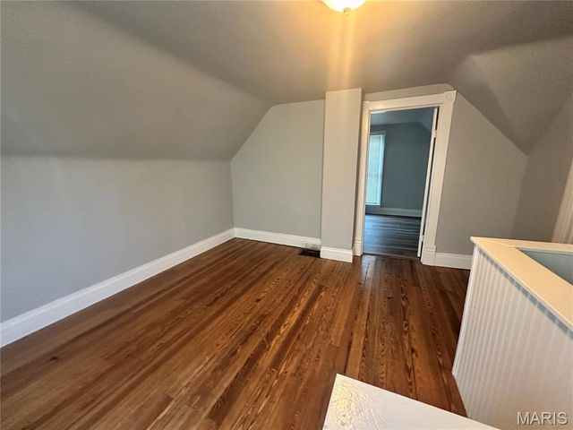 4867 Hamburg Avenue, St Louis, MO 63123