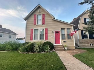 4867 Hamburg Avenue, St Louis, MO 63123