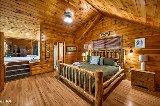 2428 Breezy Road, Sevierville, TN 37876
