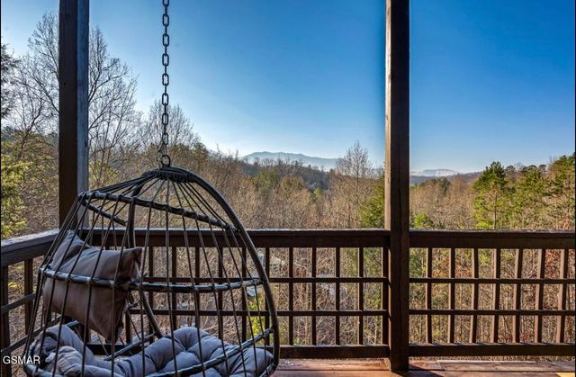 2428 Breezy Road, Sevierville, TN 37876