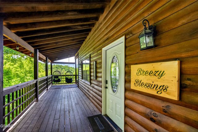2428 Breezy Road, Sevierville, TN 37876