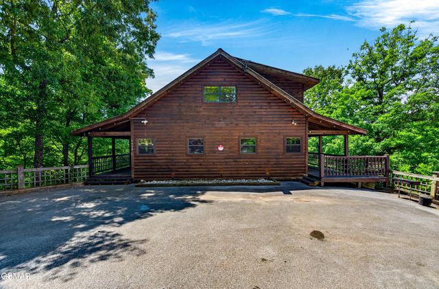 2428 Breezy Road, Sevierville, TN 37876
