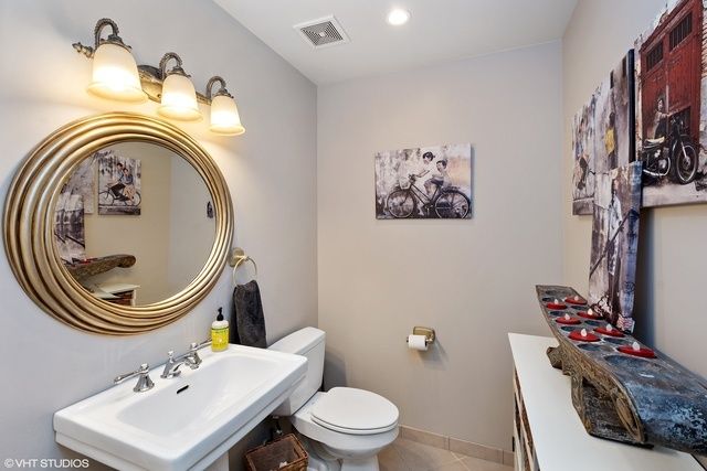 200 N Jefferson Street 1509, Chicago, IL 60661