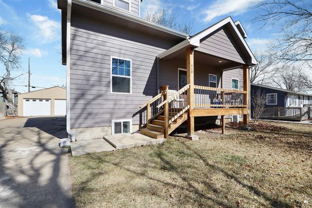 820 Church Avenue, Manhattan, KS 66502