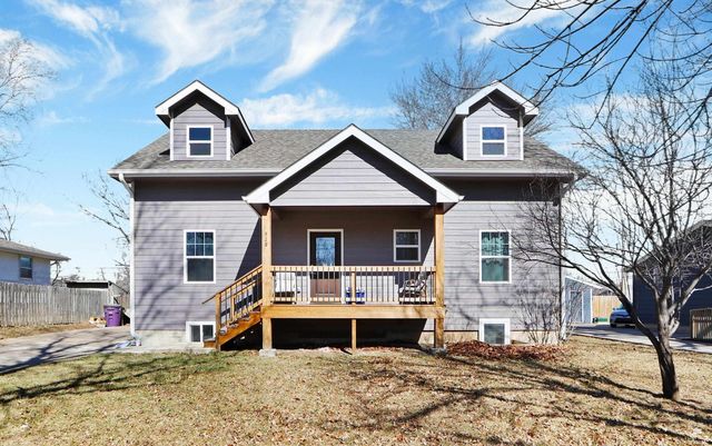 820 Church Avenue, Manhattan, KS 66502