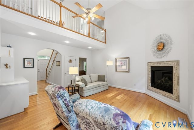 2431 Magnolia Rdg, Maidens, VA 23102