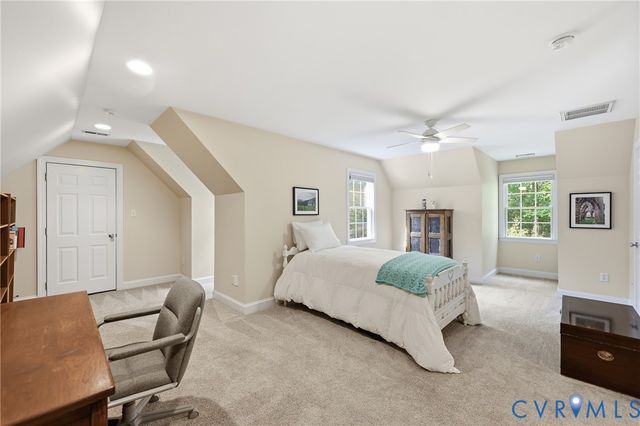 2431 Magnolia Rdg, Maidens, VA 23102