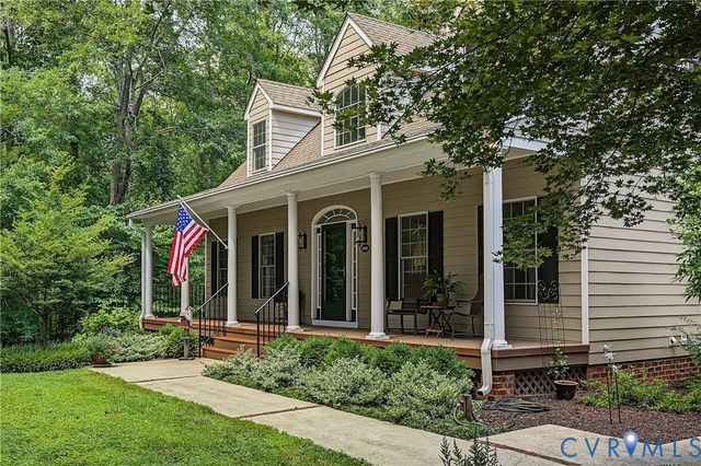 2431 Magnolia Rdg, Maidens, VA 23102