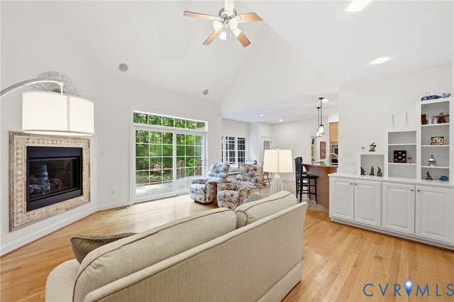 2431 Magnolia Rdg, Maidens, VA 23102