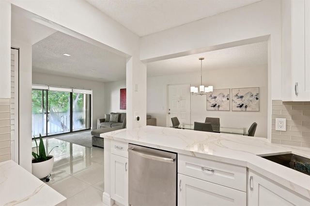 609 Sea Pine Way F2, Greenacres, FL 33415