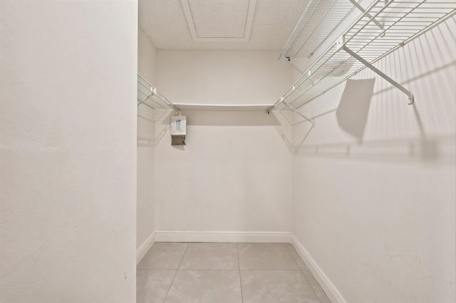 609 Sea Pine Way F2, Greenacres, FL 33415