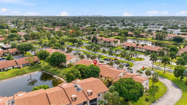 609 Sea Pine Way F2, Greenacres, FL 33415