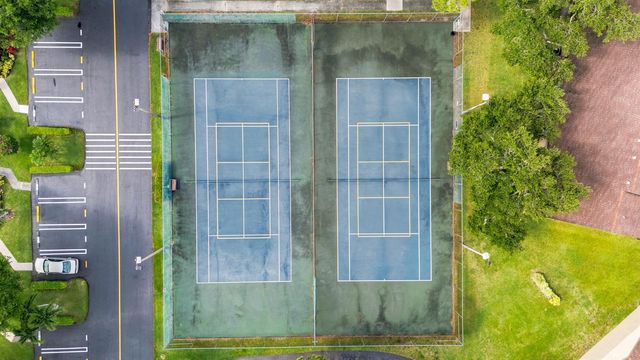 609 Sea Pine Way F2, Greenacres, FL 33415