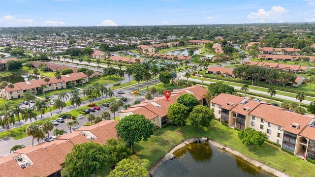 609 Sea Pine Way F2, Greenacres, FL 33415