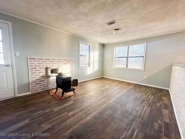 107 Sherwood Avenue, Bonanza, AR 72916