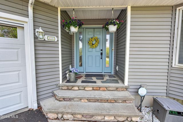 2598 New York 43, Sand Lake, NY 12018