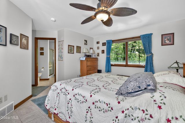 2598 New York 43, Sand Lake, NY 12018