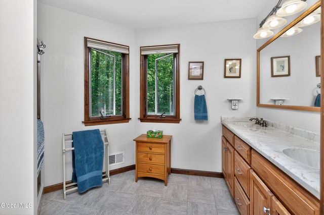 2598 New York 43, Sand Lake, NY 12018