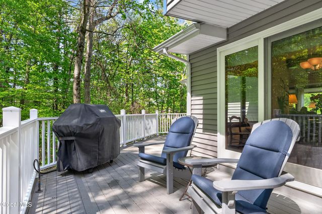 2598 New York 43, Sand Lake, NY 12018
