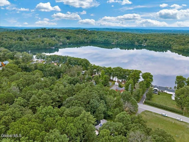 2598 New York 43, Sand Lake, NY 12018