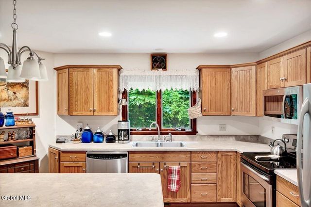 2598 New York 43, Sand Lake, NY 12018