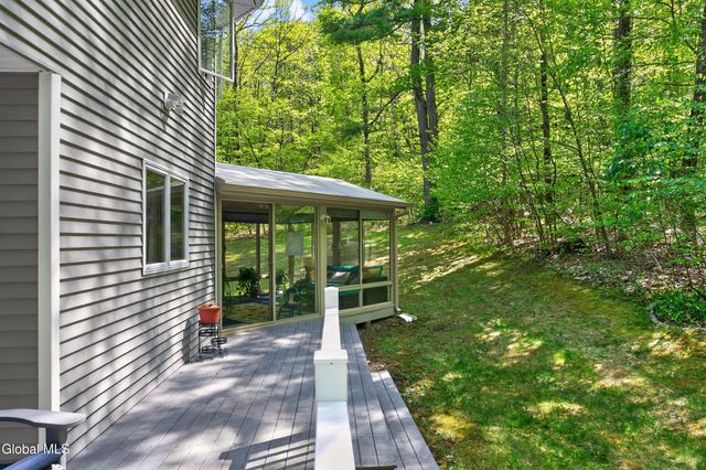 2598 New York 43, Sand Lake, NY 12018