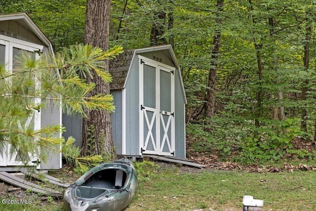 2598 New York 43, Sand Lake, NY 12018